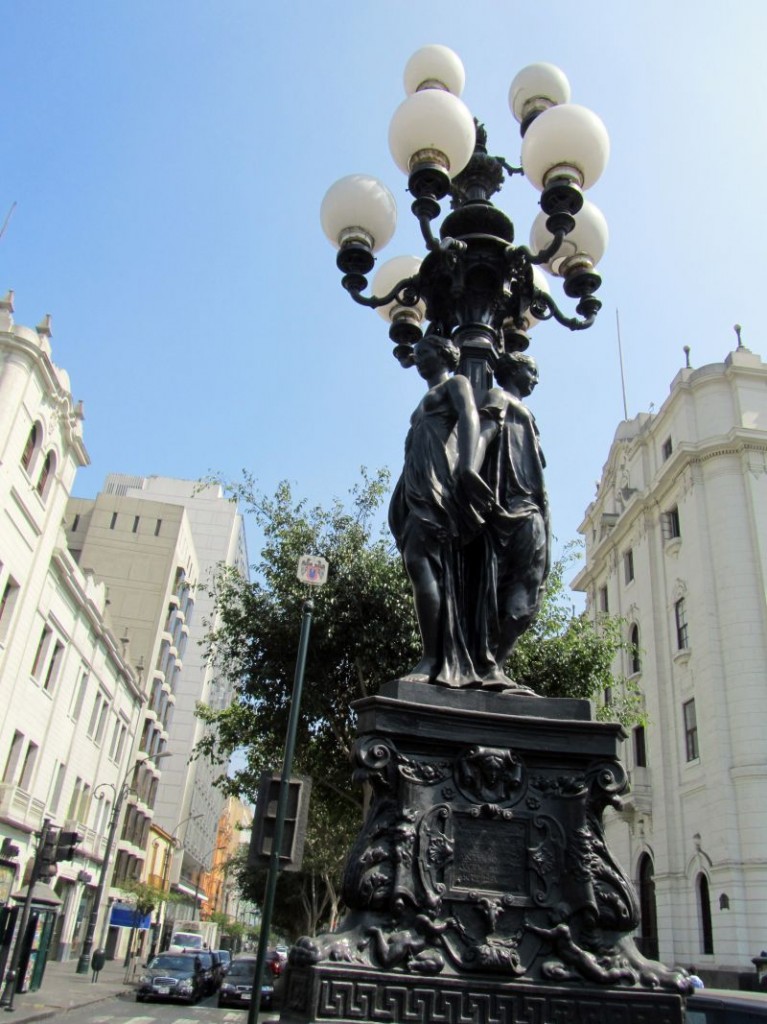 Paseos Históricos por Lima